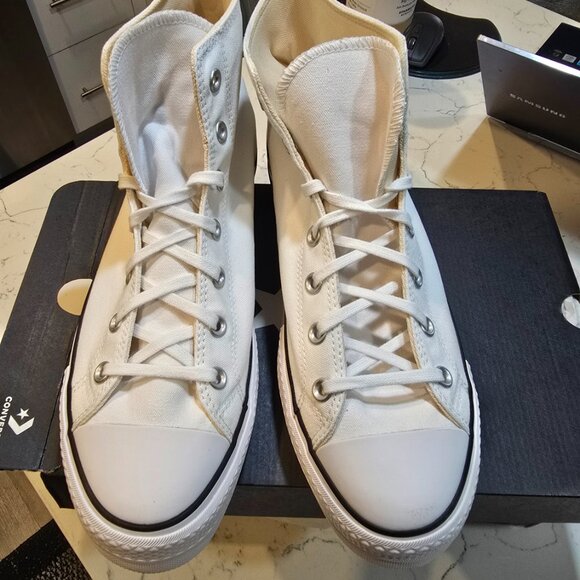 NEW Converse Chuck Taylor All Star Lift Hi Platform White 560846C Mens 10 WMS 12 - Picture 5 of 10
